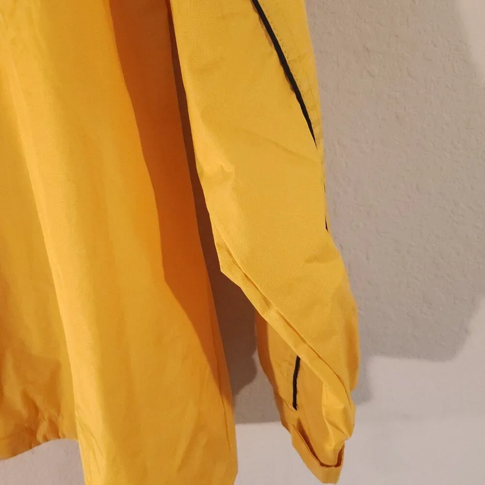 BRIGHT YELLOW WINDBREAKER MEDIUM VINTAGE RARE A MUST HAVE - Picture 14 of 15